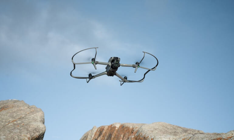 DJI Air 3S｜Installing the Propeller Guards
